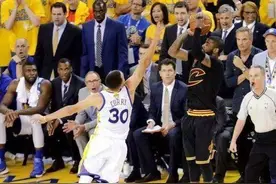 NBA史上最伟大4次投篮，乔丹魔术师绝杀上榜，詹姆斯则需感谢俩人图片