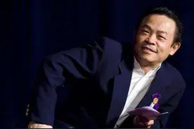 他23年前就买私人飞机，企业坚持27年不上市，比董明珠还“传奇”图片