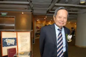 98岁高龄的杨振宁为何时常被“喷”？我们错怪他了！图片