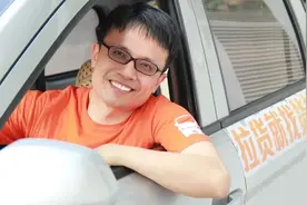 货拉拉创始人的AB面：斯坦福学霸和职业赌徒 | 小巴看一周图片