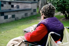 俗语“七十三、八十四，阎王不请自己去”，是指什么？图片