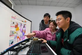 武汉95后小伙：学的是啤酒精酿，卖的是女士内衣图片