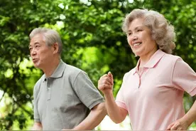 70岁的男人需要再婚吗？三个70岁以上的男人看法一致图片