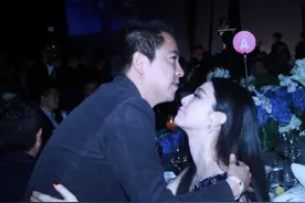 娱乐圈超级大佬，与众女星暧昧，周迅、范冰冰、Angelababy均在列图片