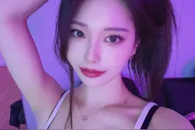 小说：这妞怎么样？图片