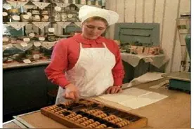 珠算是中国伟大发明，那外国人用什么？俄罗斯十珠大算盘了解一下图片