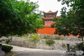 安徽最小地级市，内含皖北地区至高点，是当地唯一大型综合性公园图片