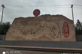 涉县最美的公路（圣福天路）一路风光秀丽，睛空万里，白云朵朵图片