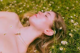 最适合夏天的妆容，一次到位都帮你挑好了图片