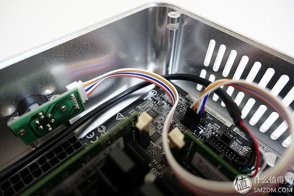 并不需要一台NAS，基于J3455用最简单的方式搭建媒体网络服务中心