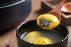 网红大黄米流心汤圆，外酥内软，还可以拉丝，你可一定要试试图片