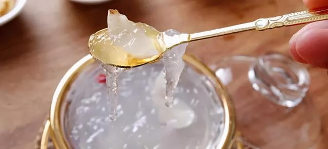 全世界的燕窝，都快被中国女人吃光了