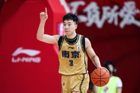 以前没人要，现在越来越香了！盘点本赛季CBA十大CUBA球员图片