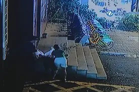 凡人善举丨株洲：感恩消防救火义举 夜宵店主匿名送来“外卖”图片