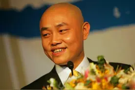 51岁黄光裕假释国美系飙升70亿？35岁首富，入狱12年身价跌210亿图片