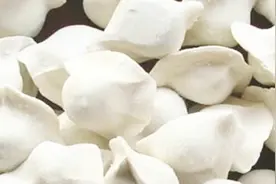 饺子包好别直接放入冰箱，这样存放，多久都不怕坏视频封面