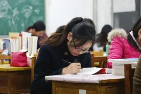 多年后才知道，考研和保研的差距不是一星半点，难怪导师会偏心图片
