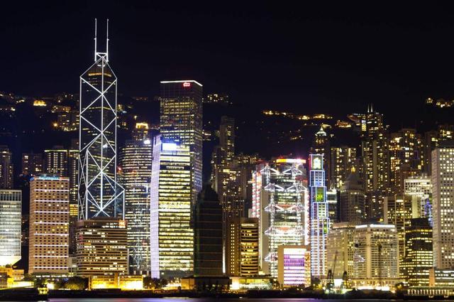 成都落户政策实施，筛选人数众多，对成都利还是弊？