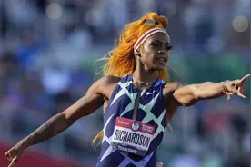 身高154 美国00后女飞人百米10秒64获奥运资格图片