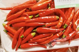 为啥现在的人，吃辣就拉肚子？到底是不是“辣椒精”的锅？图片