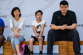 为什么你的女儿是美籍？面对记者的质问，姚明这样回答图片