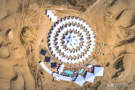 在沙漠中不用一砖一石一根钢筋建造绿色酒店是5A景区，它叫响沙湾图片