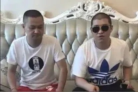 网红二驴和辛巴连麦，晒出微信零钱余额68个亿图片