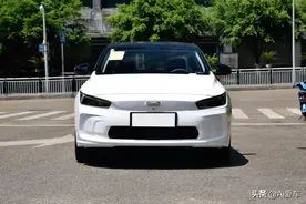 续航600km，低价高配快充电动大家轿，养车保养都便宜，实拍几何A图片