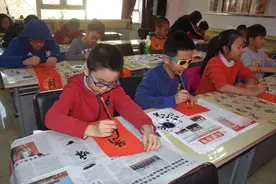 岳家人出上联“岳飞岳云岳云鹏，跃跃欲试”，周家人霸气对出下联图片