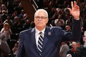 乔丹和科比的恩师，NBA史上最伟大的教练“禅师”菲尔·杰克逊图片