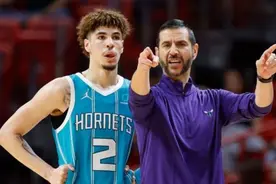 老大上位！三球轰31+9+7带队逆转，20岁冲刺全明星图片