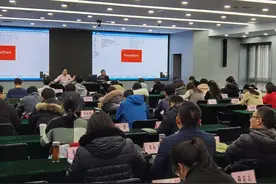 市规划资源局党组书记、局长叶斌到干部综合能力融合提升班检查指导图片