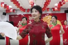 兰州80岁模特奶奶：老有所“事”爱美不分年龄图片