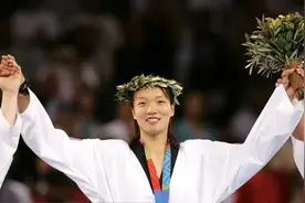 不想人生轻如鸿毛？那就像疯子般练习吧！专访跆拳道奥运冠军陈中图片