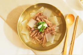清炖牛肉，跟西北人学的就是地道，4放3不放，牛肉酥烂汤清味正图片