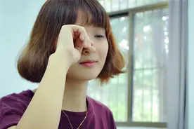 长时间关灯玩手机，身体会变得怎样？21岁女子的经历，敲响警钟图片