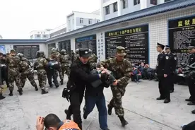 带你走进重刑犯的内心世界图片
