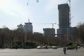 有些开发商说啥都不稀奇图片
