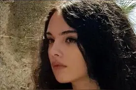 地球“球花”之女正式出道！完美继承美貌基因，最美星二代？图片