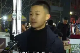 初二男生摆地摊8天赚近两万，比起赚钱，更应该让孩子去体验人生图片