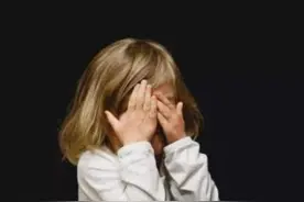 孩子从叫“妈妈”改叫“妈”，其实隐藏了心理变化，家长别不知道图片