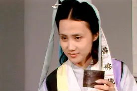 贾家败落后，妙玉被强盗半夜掳走，之后的她到底经历了什么？图片