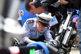 “有电用不到，没电蹬不动”，为啥电动车还要安装脚蹬？答案来了图片