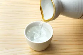 最新抽检：多批白酒检出“甜蜜素”并下架！屡禁不止，危害何在？图片