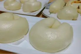 馒头这样蒸也太好吃了吧！奶香味浓郁，还有芝士夹心！图片