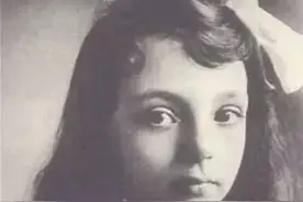 杜拉斯：极致的欲望  隐秘的初恋  成就的巅峰之作《情人》图片