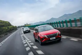 这是你没开过的全新版本现代，途胜L跑拉力，库斯途比奥德赛还强图片