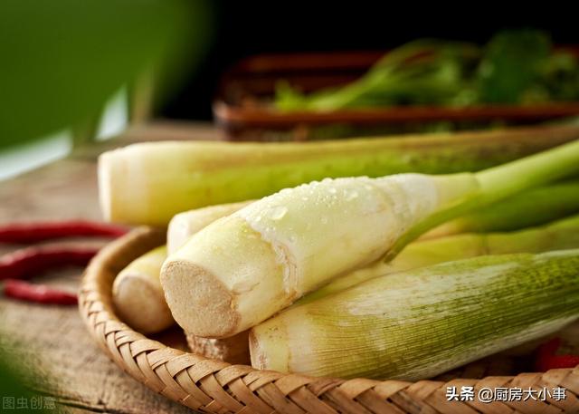 买茭白要“短胖”还是要“长瘦”，记住这三点，菜农称你为师傅
