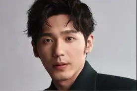 白宇，永不设限的“剧抛脸”图片