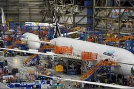 暗访世界最大飞机制造厂：占地约50个足球场，上厕所都得有人监督图片